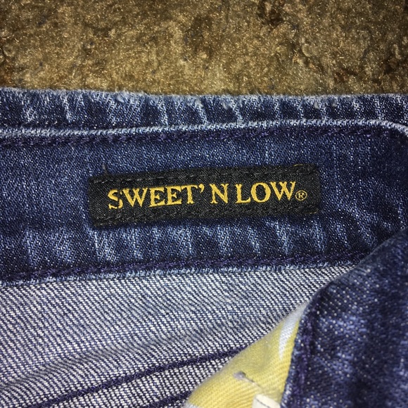 Lucky Brand Jeans Sweet n Low  Flare - Picture 3 of 6